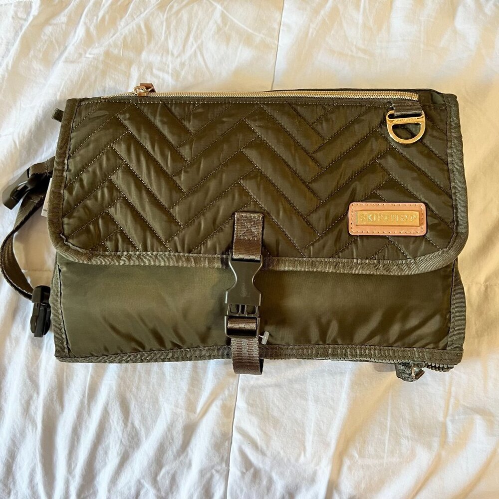 SkipHop Travel Diaper Bag,
